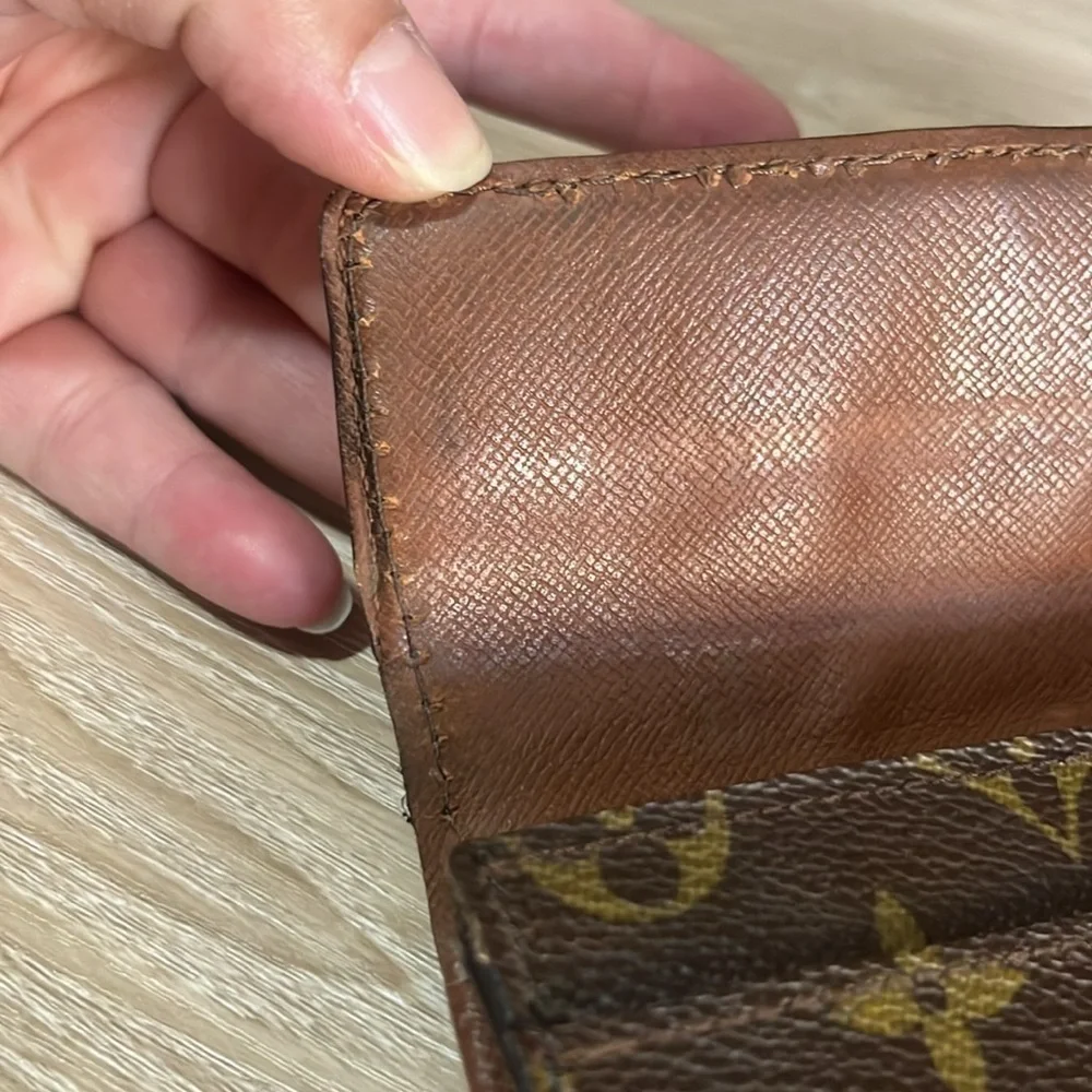 Louis Vuitton Sarah Long Wallet